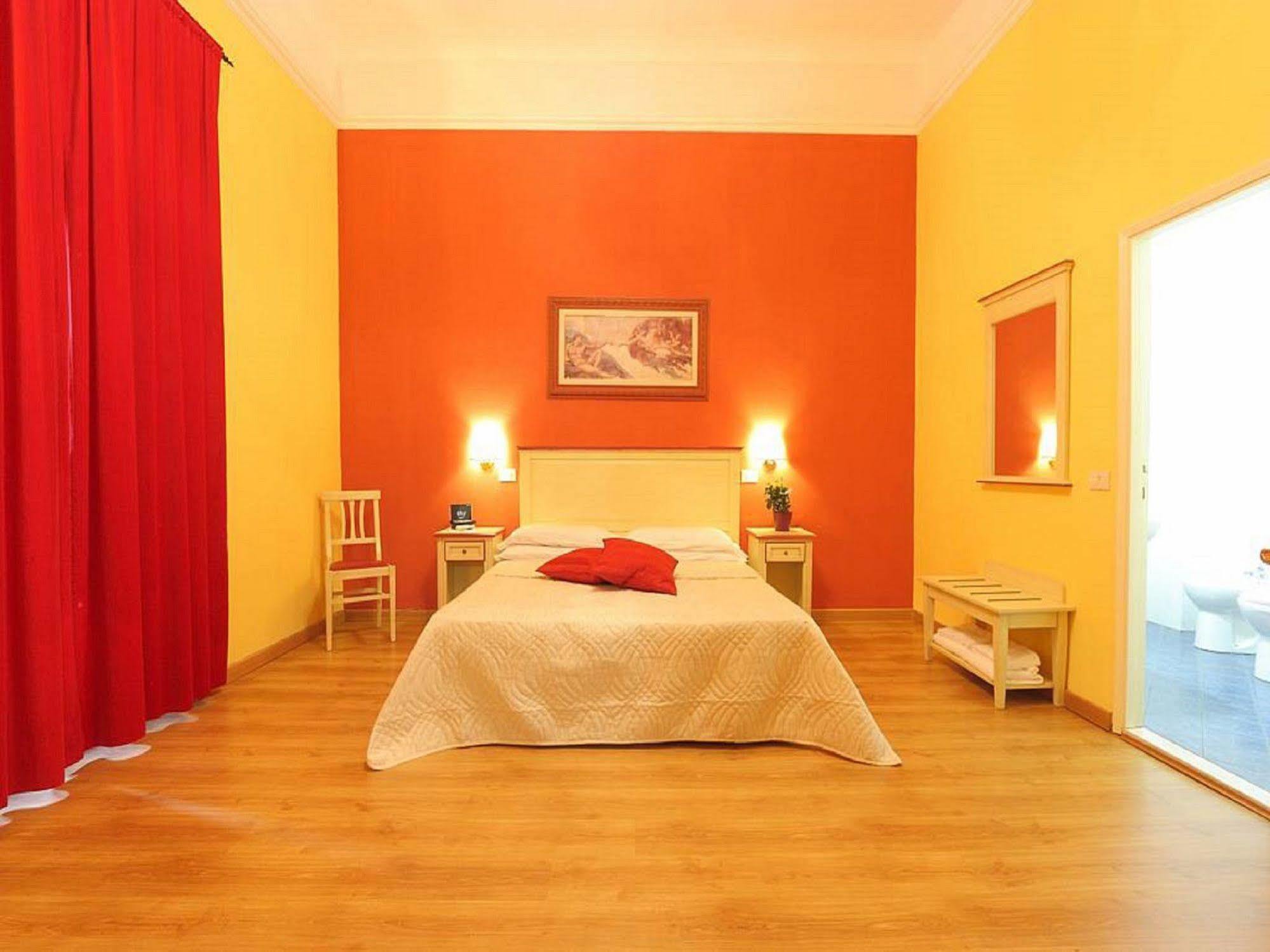 Hotel Savonarola Флоренция Екстериор снимка
