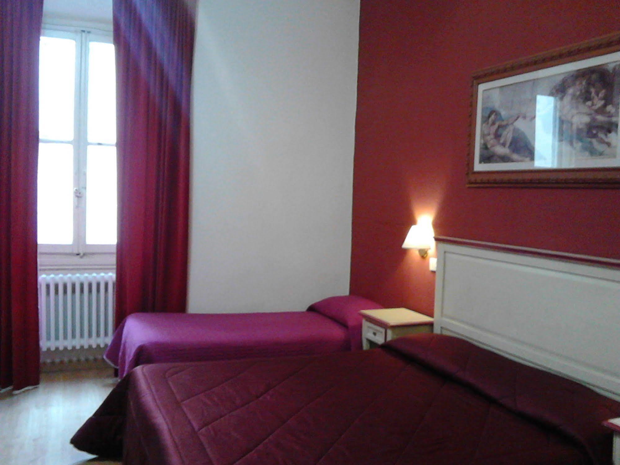Hotel Savonarola Флоренция Екстериор снимка